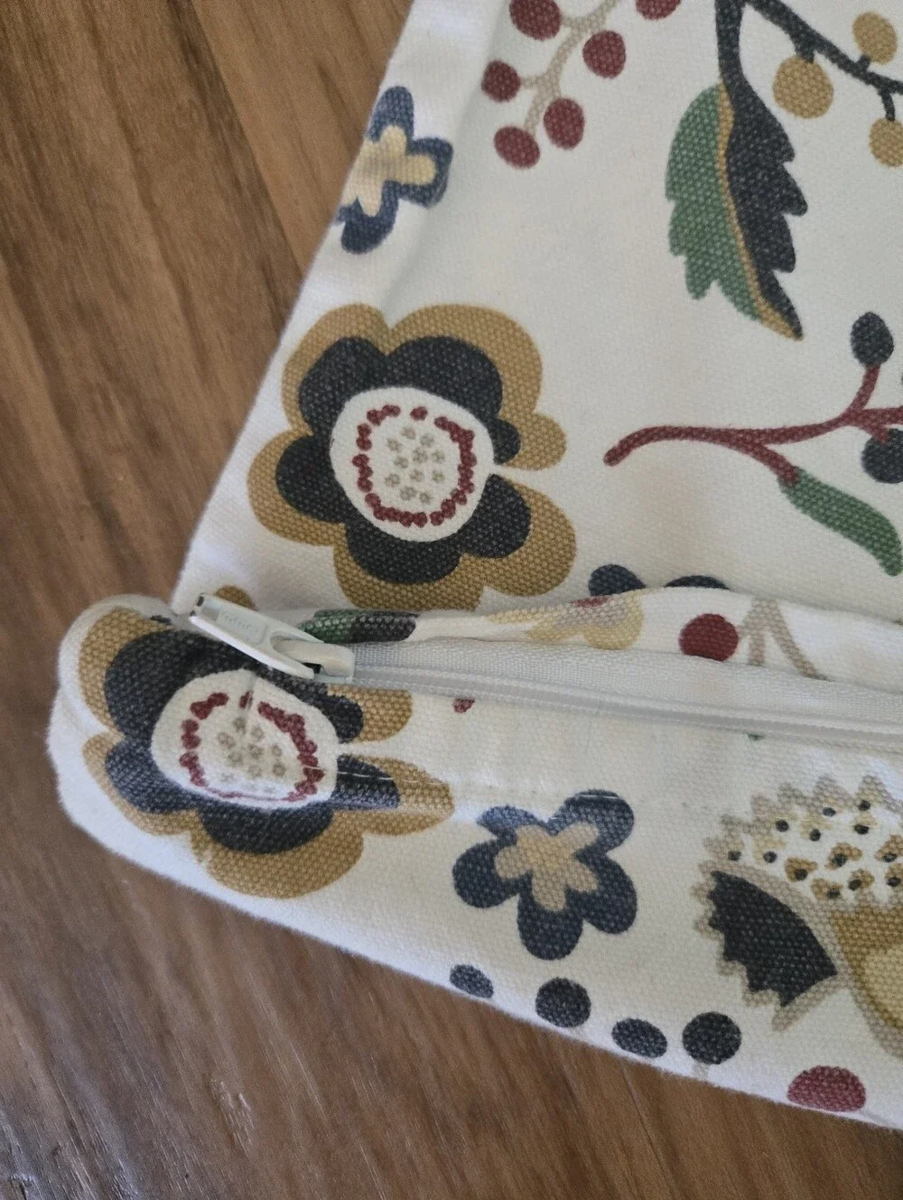 4/$15 20x20 Floral Pillow Cover Botanical Boho Cottagecore Grandmillennial Grand